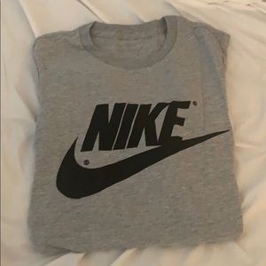 Nike tshirt
